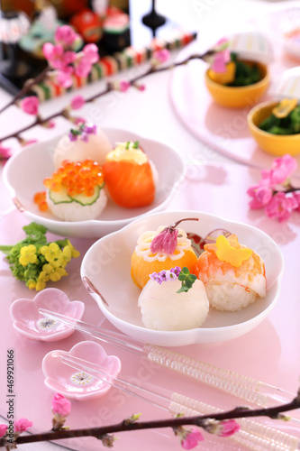 Homemade ball-shaped sushi for Japanese doll's festival. ひなまつり 桃の節句 手まり寿司 