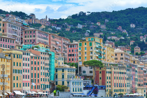 Gli edifici che compongono la cosiddetta Palazzata di Camogli, in Liguria. photo