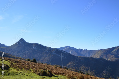 El mirador de la Collada, Asturias, España. Con preciosas vistas de los Picos de Europa.