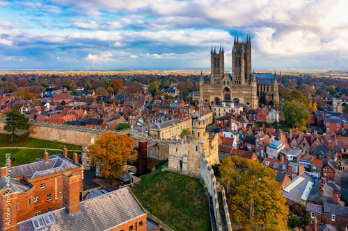 Tela Lincoln Cathedral view from the castle, England (drone point of view)