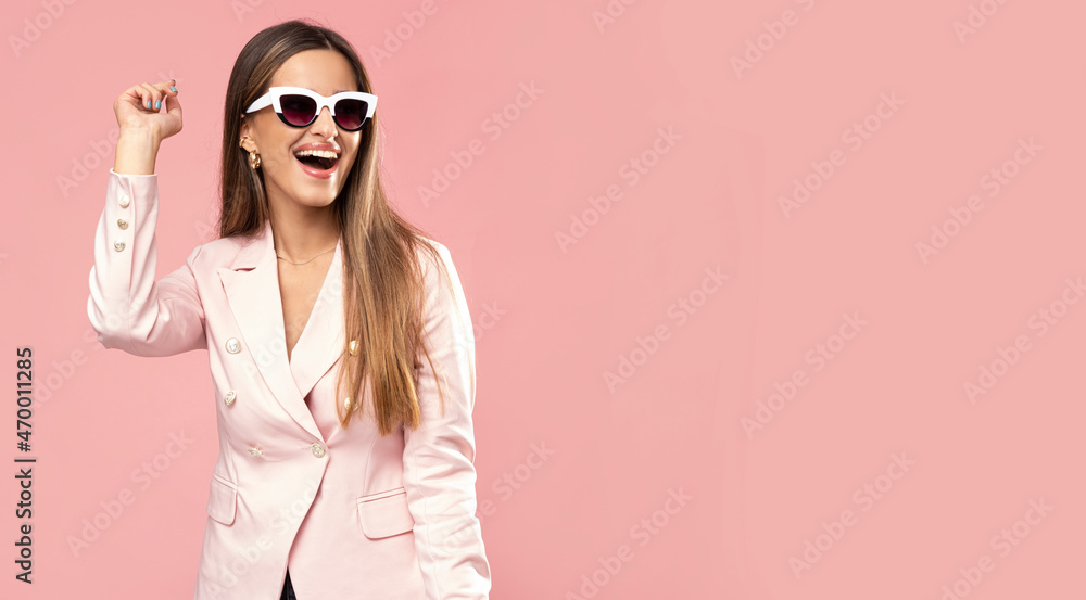 Fototapeta premium Beauty young woman on pink background.