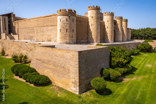 Foto Palacio de la Aljafería UNESCO, fortaleza medieval en Zaragoza, España