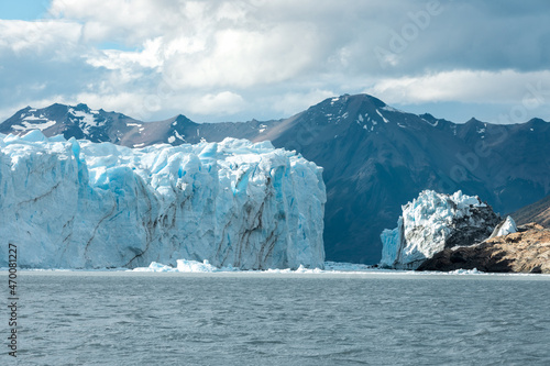 Side view of the Perito Moreno Glacier
