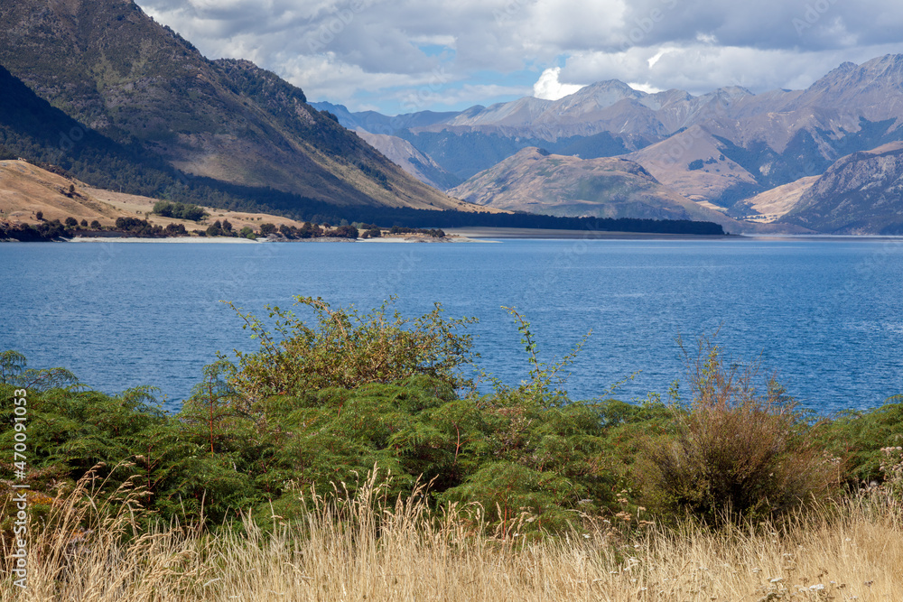 Scenic view of Lake Wanaka in New Zealand
