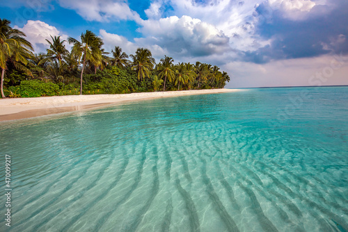 Fototapeta Naklejka Na Ścianę i Meble -  Maldives Islands Ocean Tropical Beach