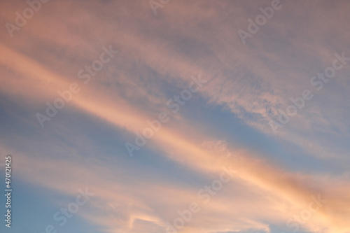 Fototapeta Naklejka Na Ścianę i Meble -  autumn sunset sky and clouds 