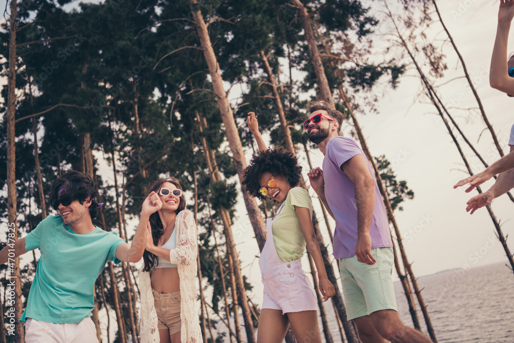 Photo of sweet funky young six friends wear casual clothes dancing smiling outside countryside Photo of sweet funky young six friends wear casual clothes dancing smiling outside countryside