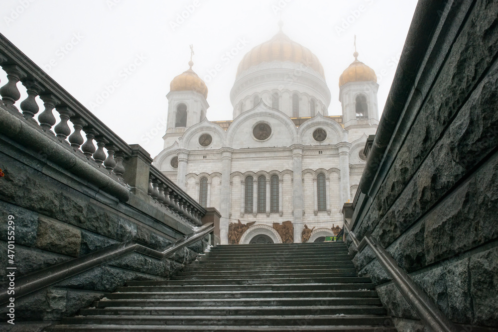 View of the white Cathedral of Christ the Saviour on a foggy winter morning. Misty winter morning in Moscow