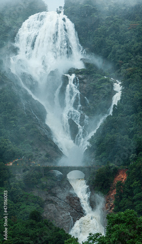 dudhsagar waterfall india goa