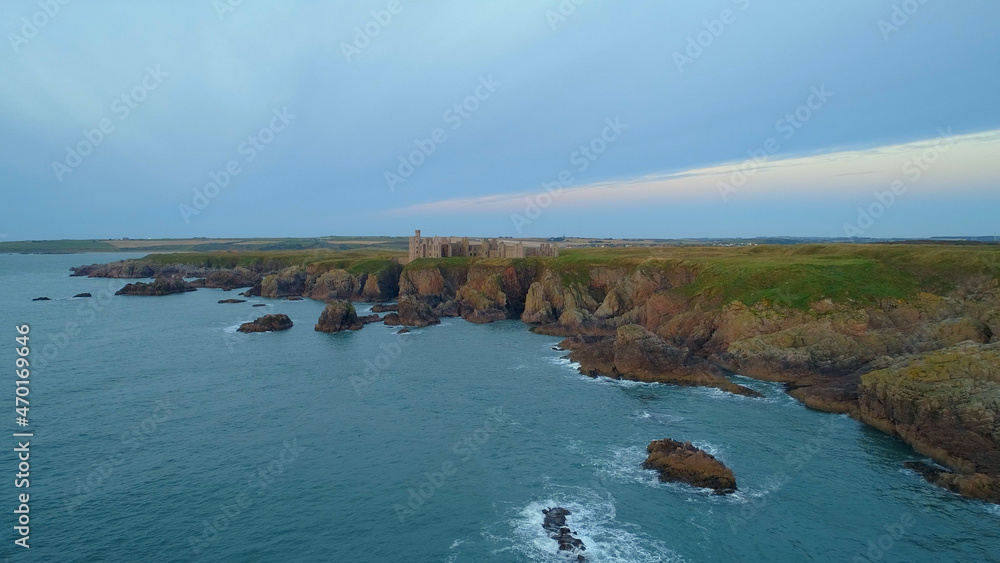 Fototapeta premium New Slains Castle, Aberdeenshire, Scotland - Bram Stoker Dracula Writing Location 