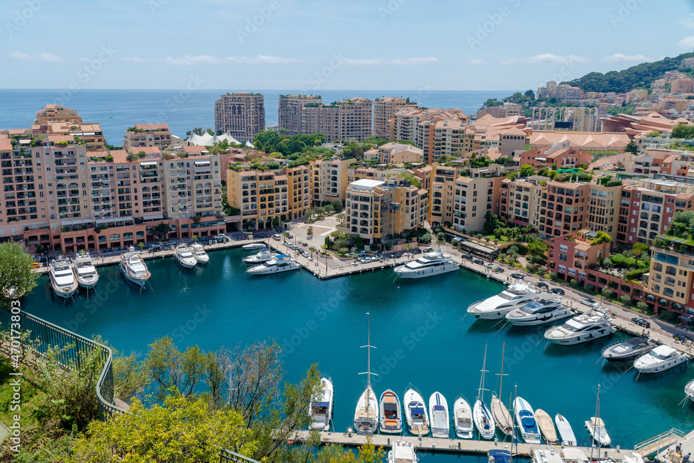 Obraz premium Côte d’Azur in Frankreich, eine Traumreise für den Sommer. Lavendel Felder, Nizza, Antibes, Cannes, Monaco und die Schlucht von Verdon