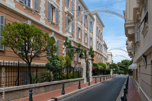 Côte d’Azur in Frankreich, eine Traumreise für den Sommer. Lavendel Felder, Nizza, Antibes, Cannes, Monaco und die Schlucht von Verdon