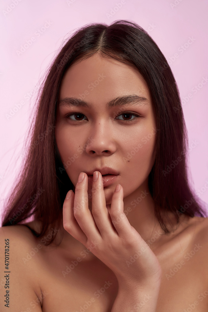 Asian woman advertise good beauty salon treatment Asian woman advertise good beauty salon treatment