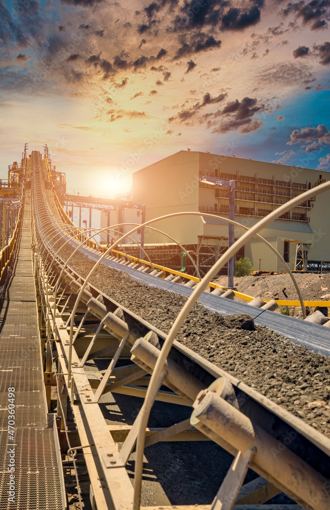 Φωτογραφία conveyor belt diamond mine