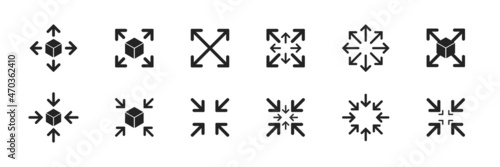 Expand size icon. Enlarge vector symbol. Simple zoom arrow icons. expansion and contraction icon set. EPS10 photo