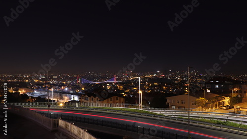 istanbul bridge nightlife   2