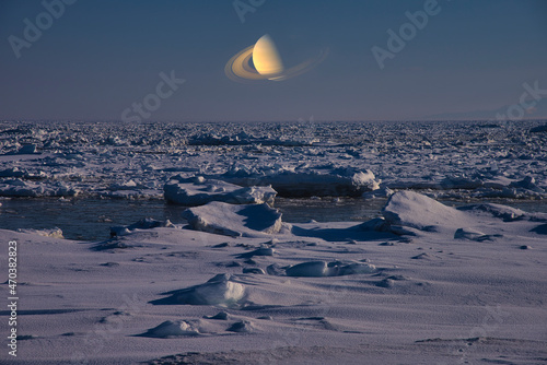 オホーツク海の流氷と惑星合成