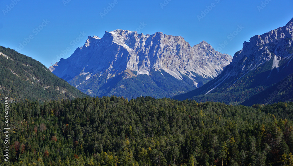 Zugspitzmassiv von Südwesten mit Zugspitzgipfel