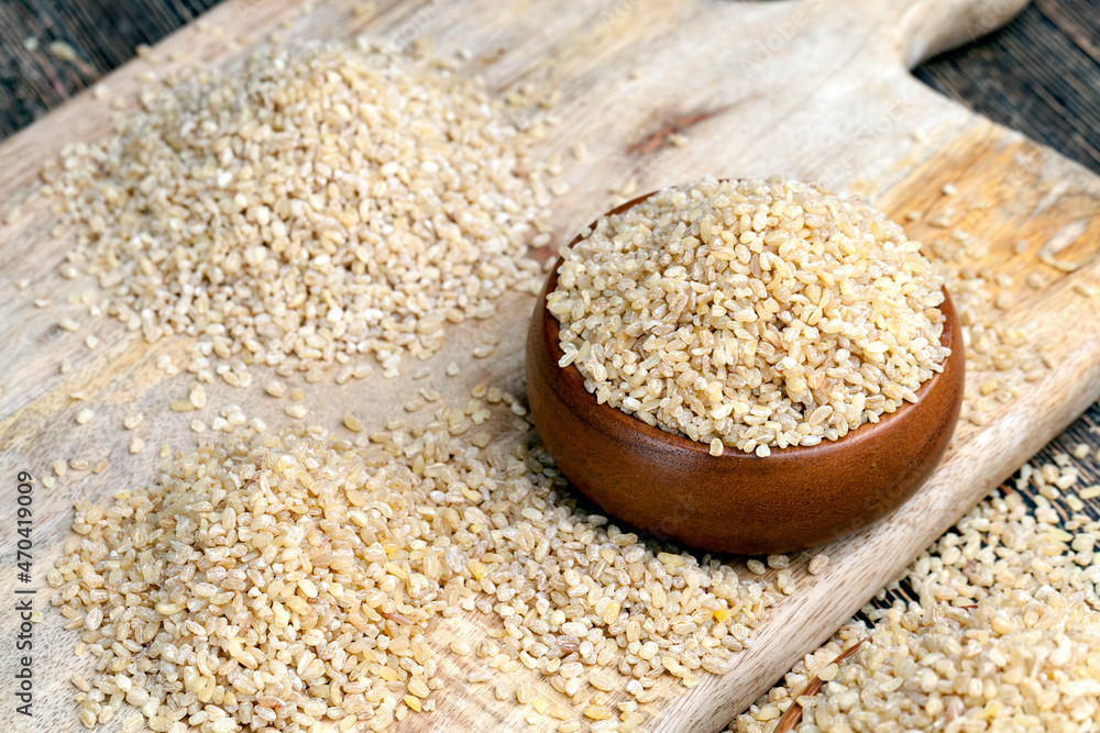 raw bulgur porridge that is not cooking raw bulgur porridge that is not cooking