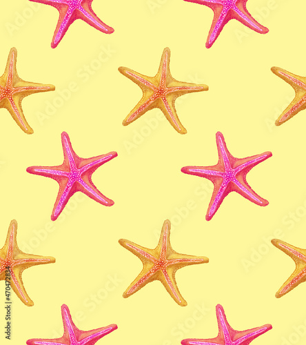 Seamless pattern with starfish. Hand-drawn illustration, coloredKeywords language: En