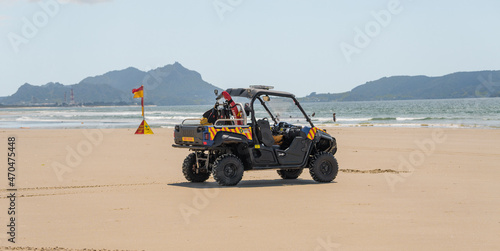 Tableau sur toile Dune buggy car of the safety patrol New Zealand