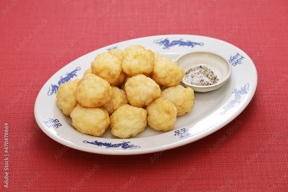 Taiwanese fried cuttlefish balls. The meaning of the chinese letter is Joy. Taiwanese fried cuttlefish balls. The meaning of the chinese letter is Joy.