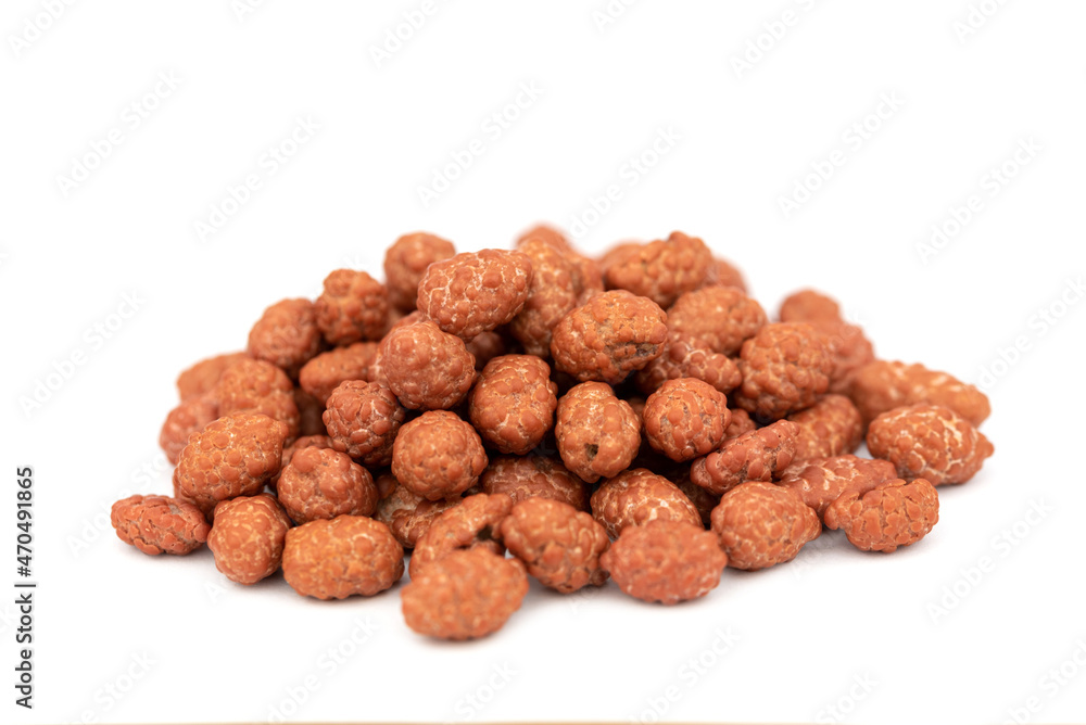 The roasted peanuts sugar coated The roasted peanuts sugar coated