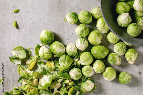 Obraz na płótnie Heap of fresh raw organic brussels sprouts