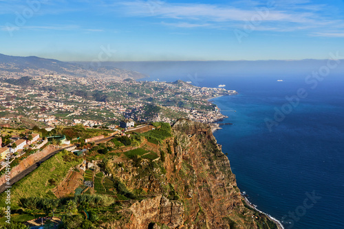 Blick vom Aussichtspunkt Cabo Girão auf Madeira