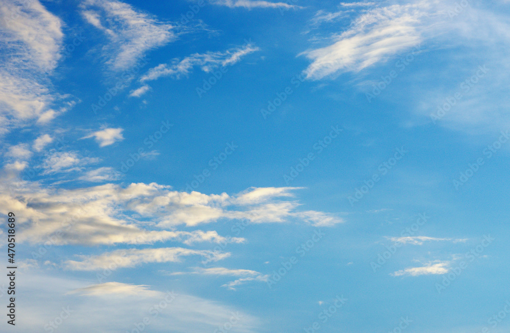 Fototapeta premium White clouds in blue sky