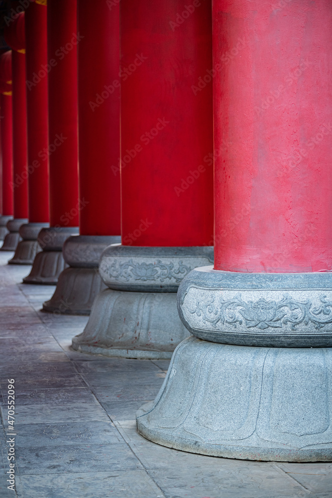 red column and columns in oriental buildings red column and columns in oriental buildings