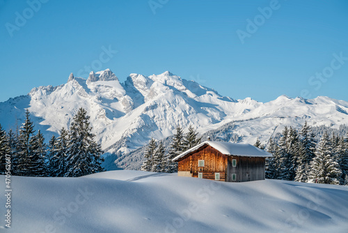 Urlaub in den verschneiten Bergen © Netzer Johannes