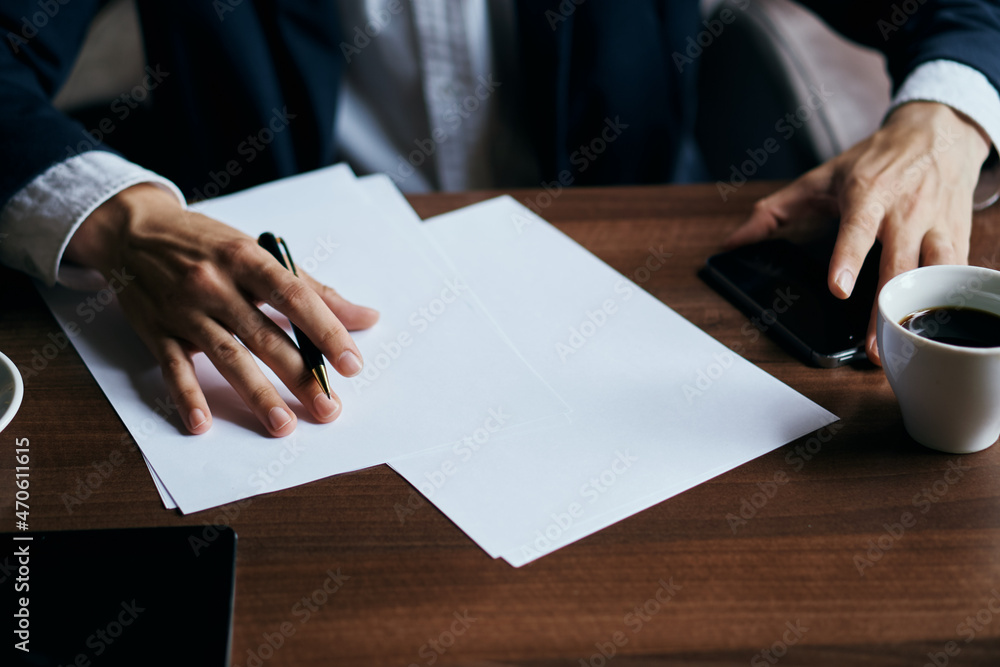 Obraz premium work documents tablet in technology in a cafe