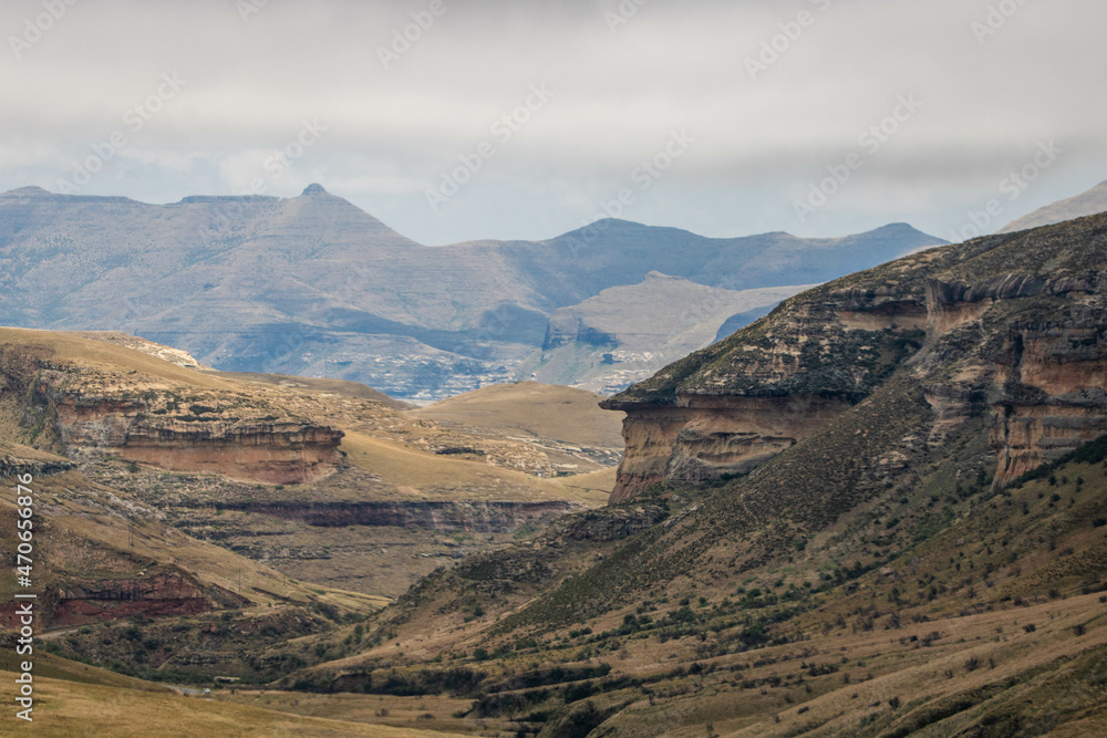 Landschaft am Oribi Loop im Golden Gate Highlands Nationalpark, Drakensberge, Südafrika