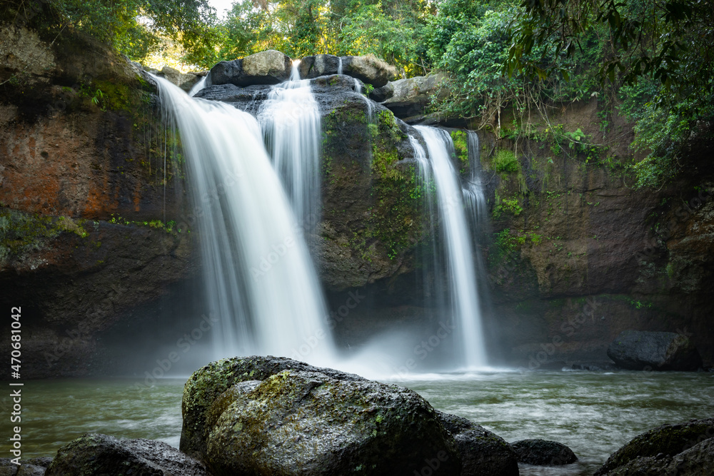Obraz premium Waterfall in Khao Yai national park.Thailand