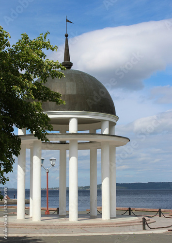 A walk along the Petrozavodsk embankment