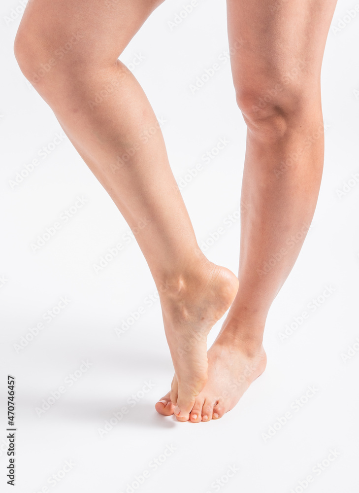mujer pose pies