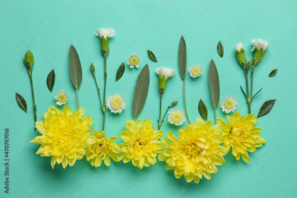 Composition with beautiful flowers and leaves on color background - obrazy, fototapety, plakaty 