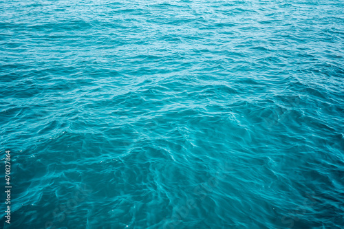 Dark blue waves in the water  © banjongseal324