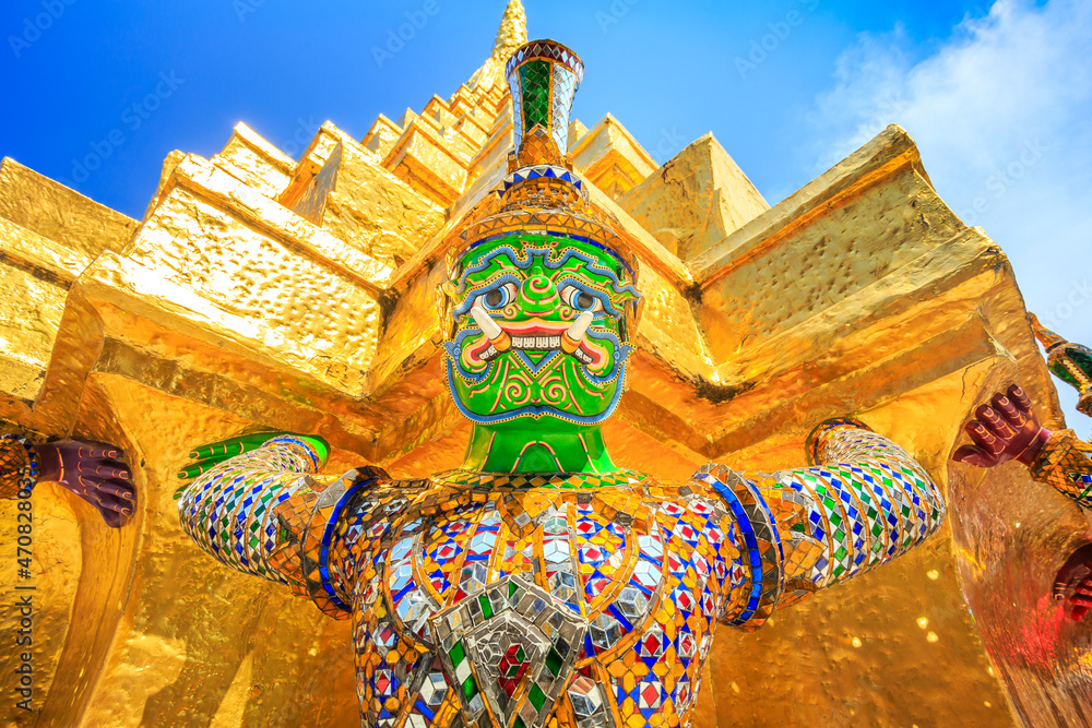 Naklejka premium Buddha sculpture Grand palace also calles Wat Phra Kaew Bangkok 
