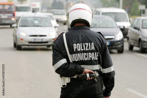 A patrol of the Municipal Police carrying out traffic checks.