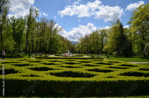 Cieplice zdrój, park zdrojowy wiosną, Polska
