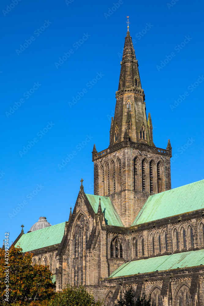Fototapeta premium Glasgow Cathedral, or St. Mungos Cathedral in Glasgow, Scotland
