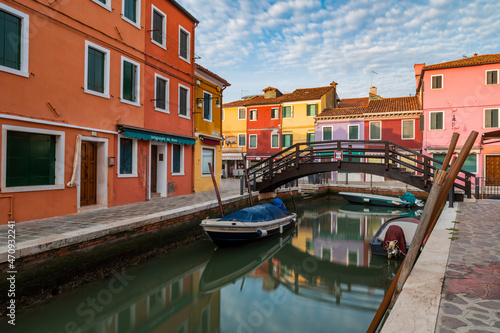 The magical colors of Burano and the Venice lagoon © Nicola Simeoni