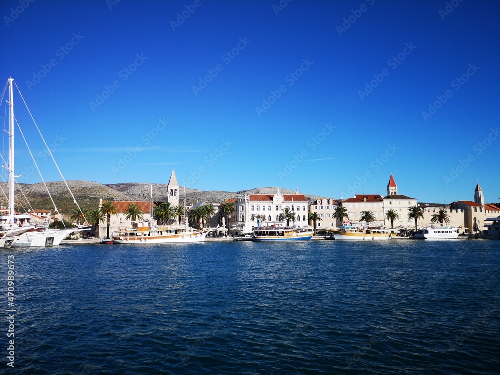 Trogir Kroatien Panorama, Altstadt und Strand Trogir Kroatien Panorama, Altstadt und Strand