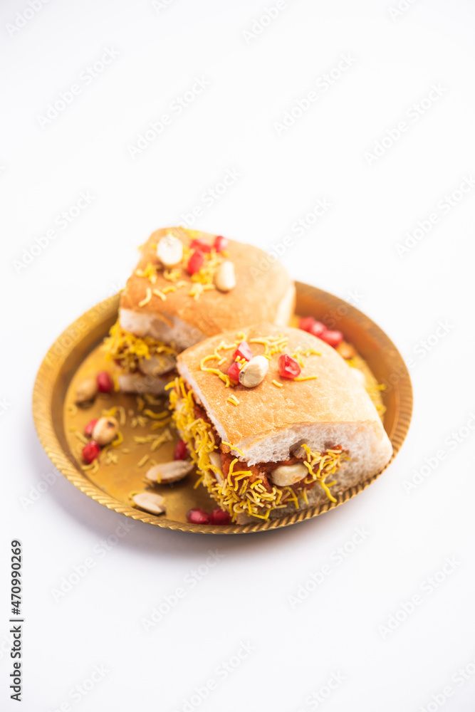 Dabeli, kutchi dabeli or double roti Dabeli, kutchi dabeli or double roti