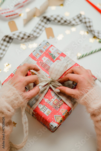 make yourself a gift box