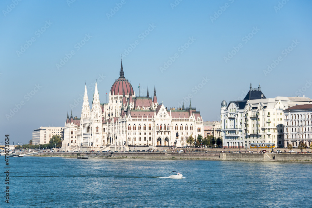 Fototapeta premium The Hungarian Parliament Building in Budapest