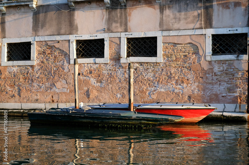 old boat venice seagul