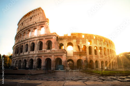 Photography Sunrise over the ancient Italian ruins